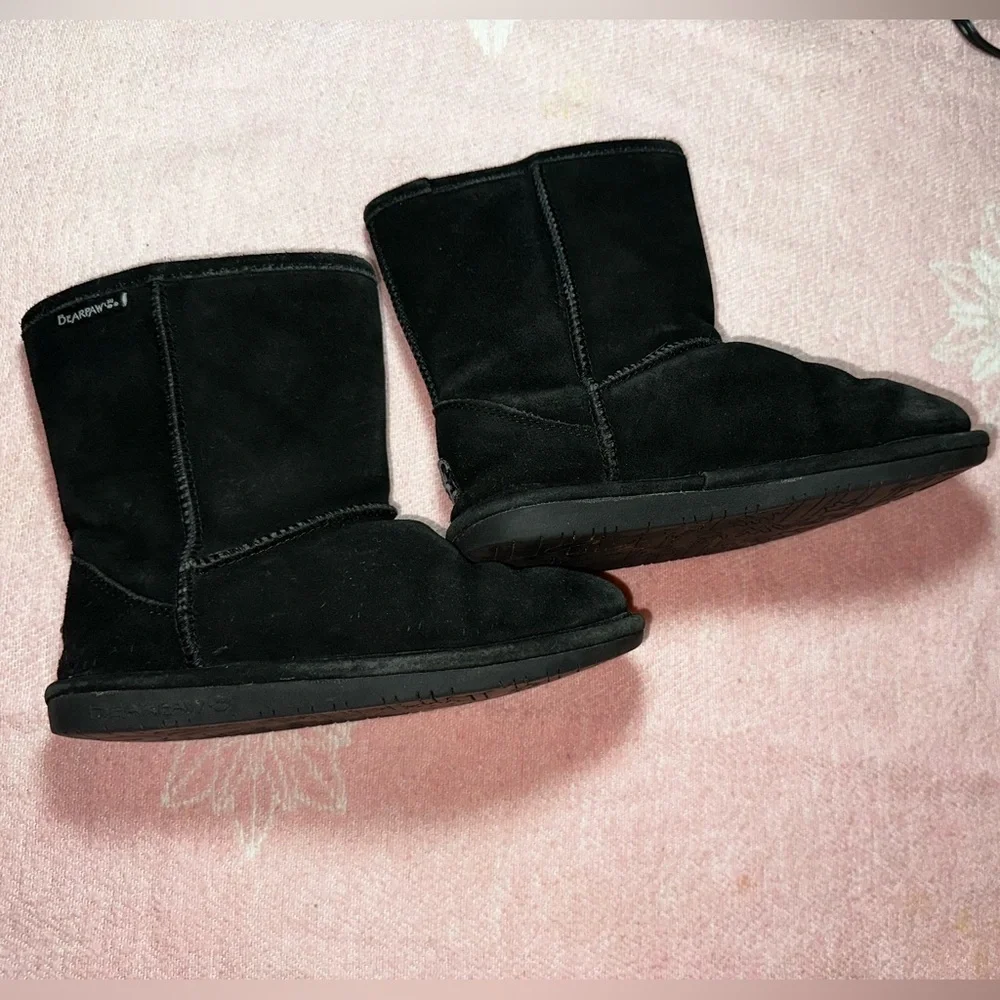Bearpaw Youth Black Suede Shearling Boots (Size 3Y)